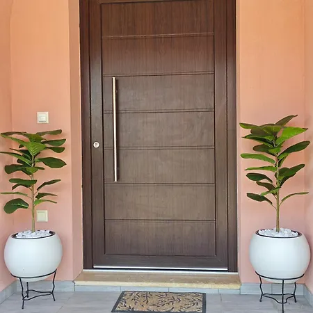 Dom wakacyjny Tom's House Nea Karvali