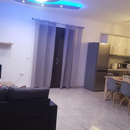 Feriehus Tom's House Nea Karvali